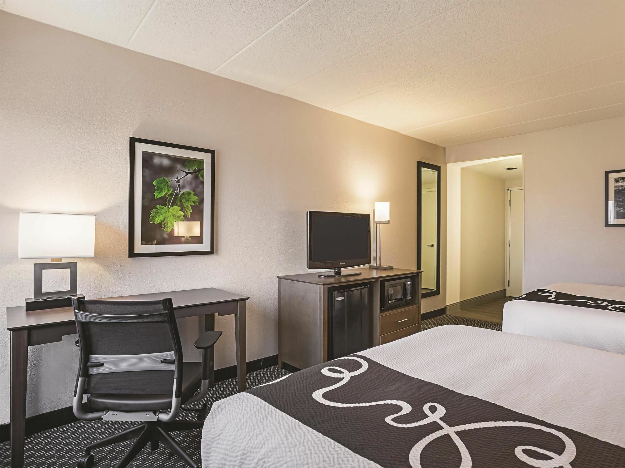 La Quinta By Wyndham Baltimore N / White Marsh Rosedale Buitenkant foto